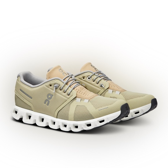 Women’s ON CLOUD Cloud 5 Sneakers- Haze/Sand. Size 9.5 - Picture 1 of 11